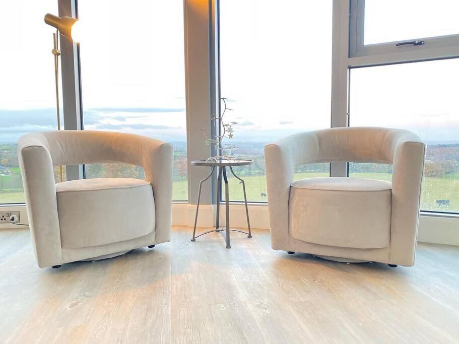 הוילה Emley Luxury Converted Water Tower In Flockton מראה חיצוני תמונה
